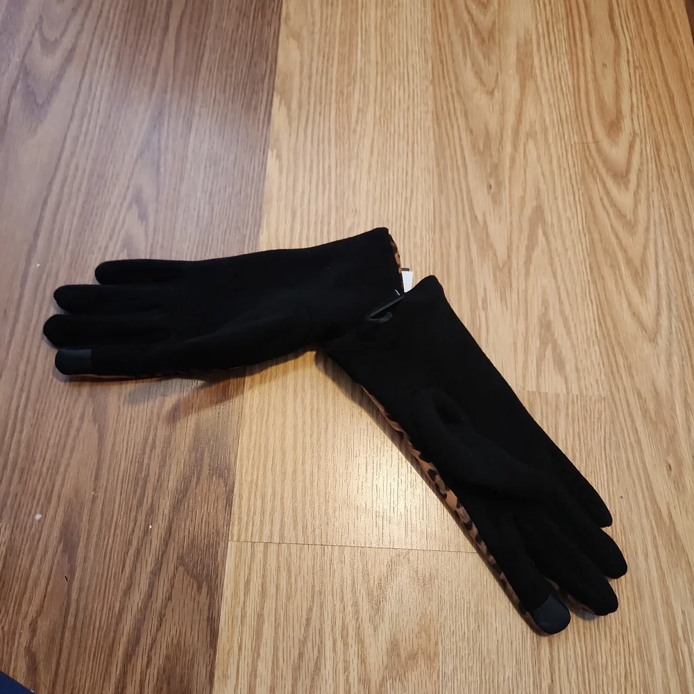 Gloves - Picture 4 of 4